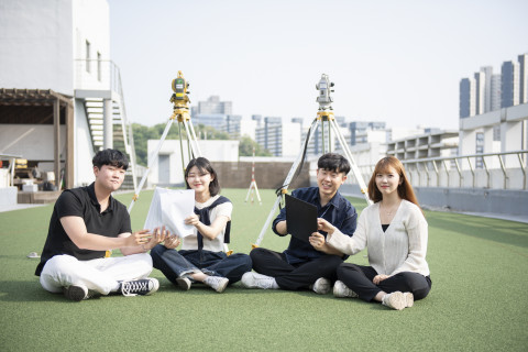 신구대학교 지적공간정보학과가 공간정보 특성화전문대학 사업에 3년 연속 선정됐다