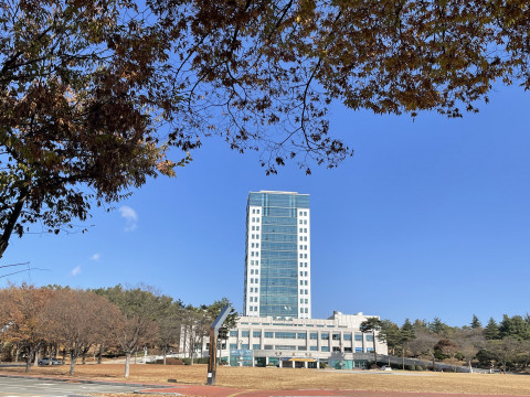 대구대학교 본관 전경